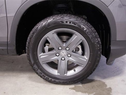 Certified 2023 Honda Ridgeline RTL image 12