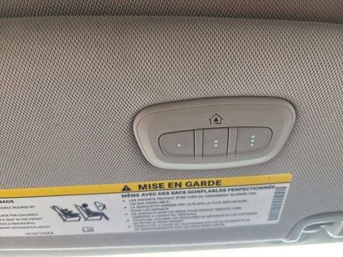 Used 2022 Chrysler Pacifica Touring-L w/ Uconnect Theater Family Group image 30