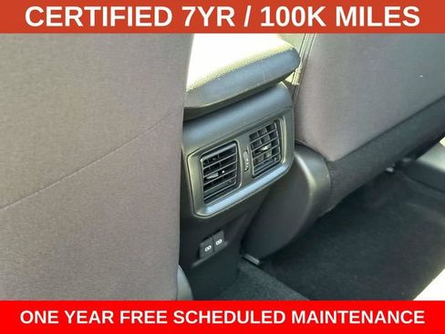 Used 2025 Toyota RAV4 XLE AWD/4WD image 16