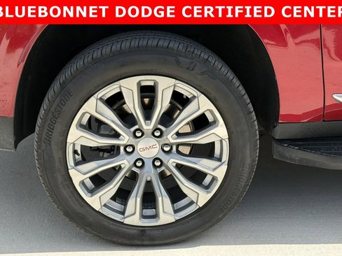 Used 2024 GMC Yukon XL Denali w/ Max Trailering Package image 5