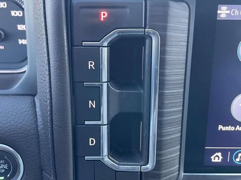 Used 2021 GMC Yukon XL Denali w/ Denali Premium Package AWD/4WD image 31