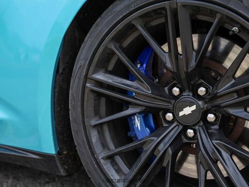 Used 2019 Chevrolet Camaro ZL1 RWD image 63