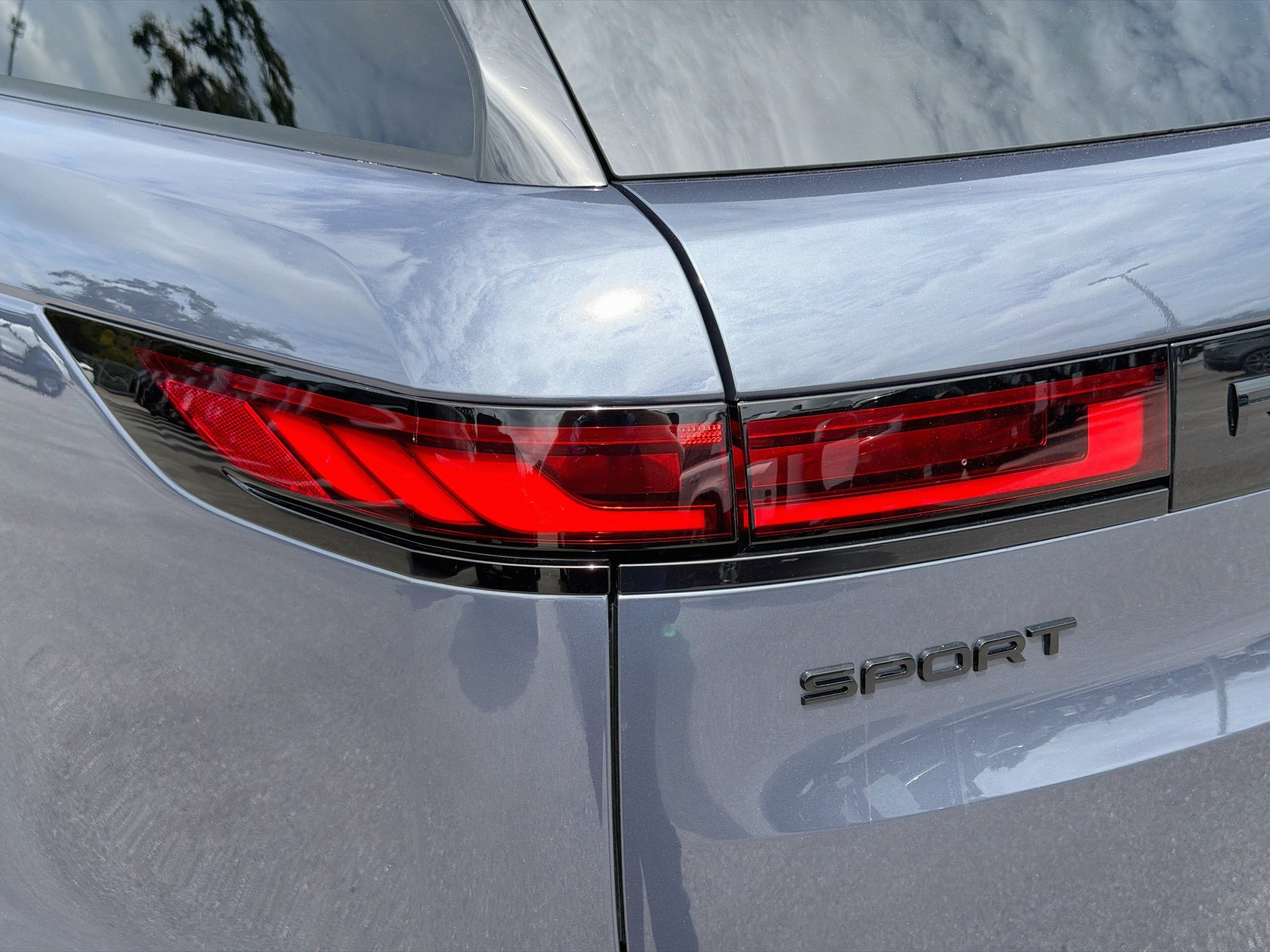 New 2027 Land Rover Range Rover Sport SE AWD/4WD image 10