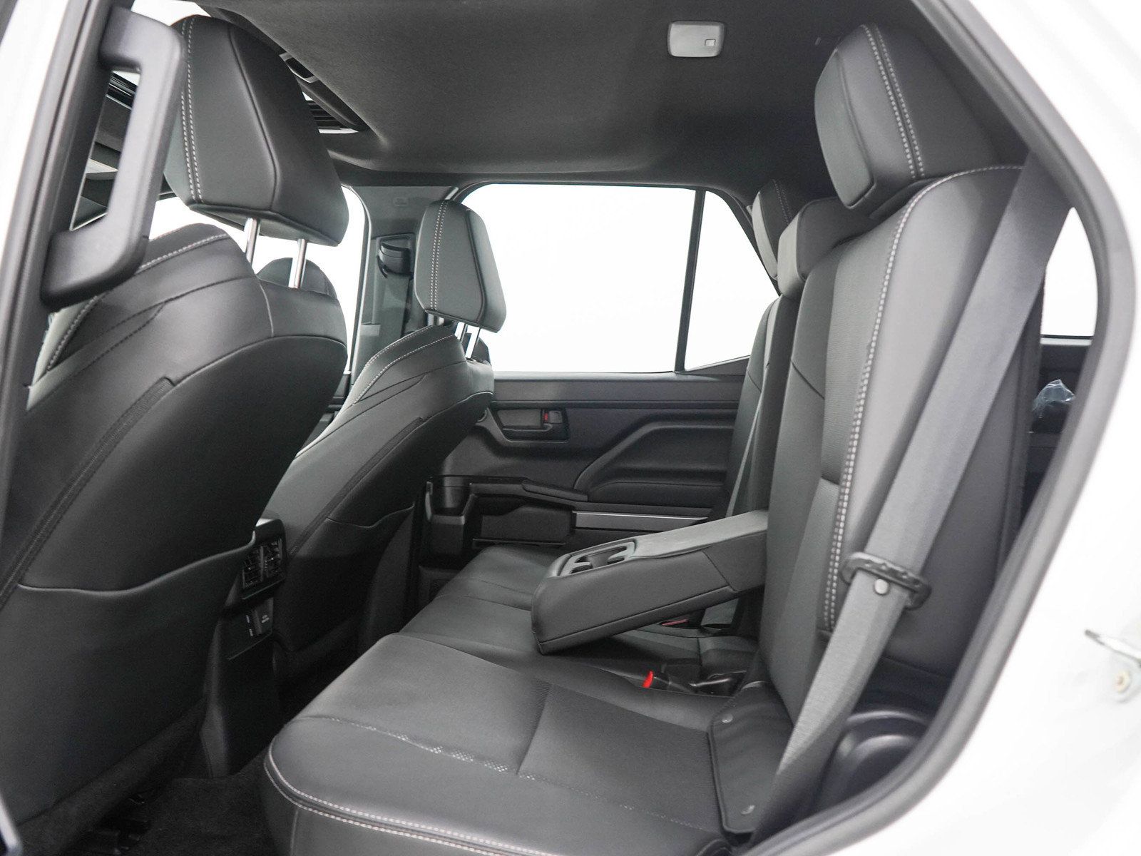 Used 2025 Toyota 4Runner TRD Off-Road Premium w/ Tow Technology Package AWD/4WD image 15