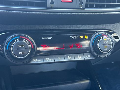 Used 2023 Kia Forte GT-Line image 17