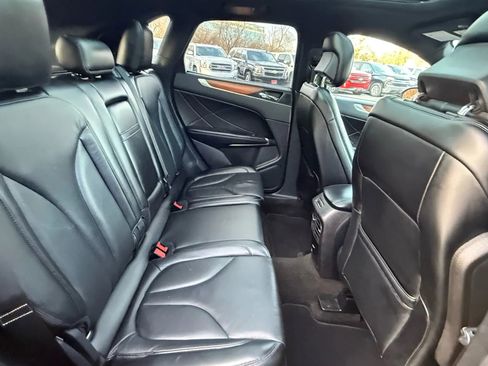 Used 2016 Lincoln MKC Reserve image 32