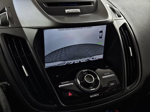Used 2017 Ford Escape Titanium FWD image 14