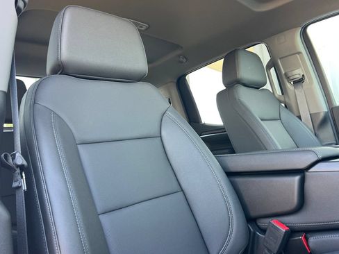 Used 2026 GMC Sierra 1500 SLT RWD image 21