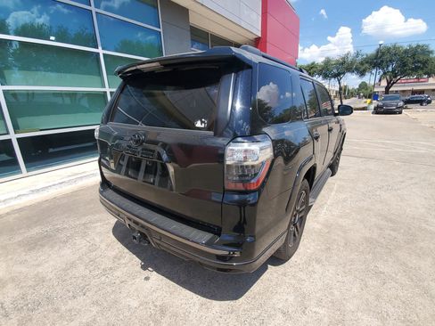 Used 2019 Toyota 4Runner Limited RWD image 6