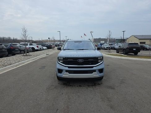 Certified 2025 Ford Expedition Platinum image 2