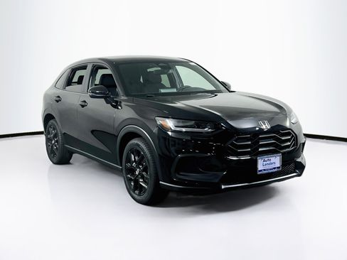 Used 2023 Honda HR-V Sport image 3