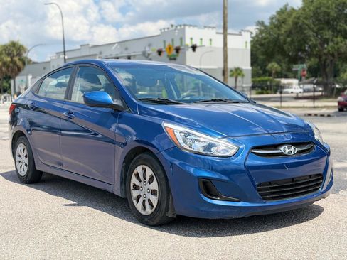 Used 2015 Hyundai Accent GLS FWD image 7