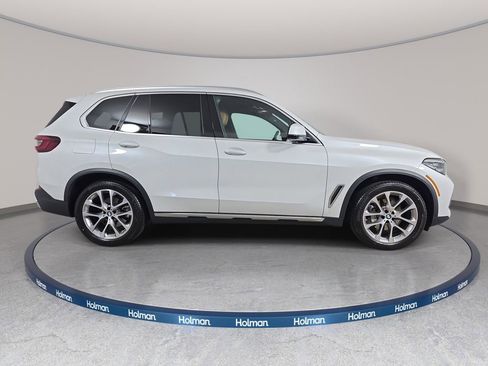 Certified 2023 BMW X5 xDrive40i w/ Premium Package AWD/4WD image 4