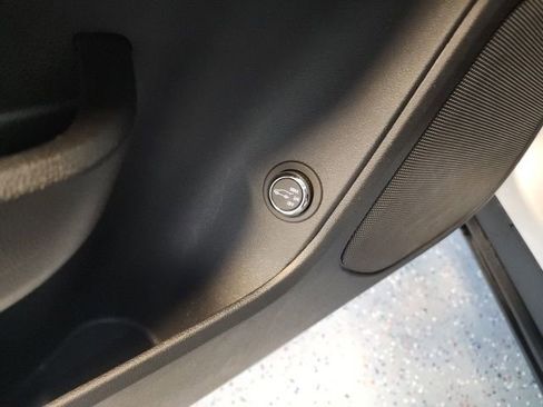 Used 2022 Chevrolet Blazer LT image 10