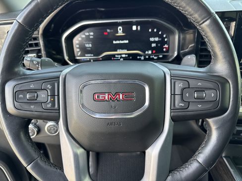 Used 2022 GMC Sierra 1500 Elevation w/ Elevation Premium Package image 14
