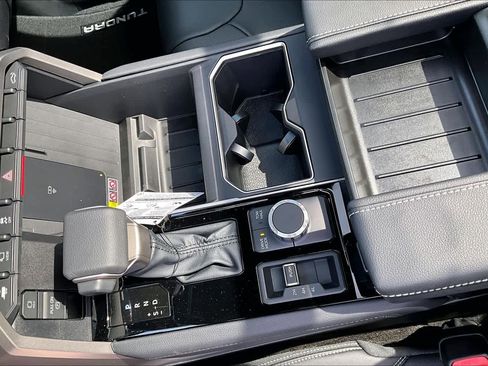 New 2026 Toyota Tundra Limited AWD/4WD image 7