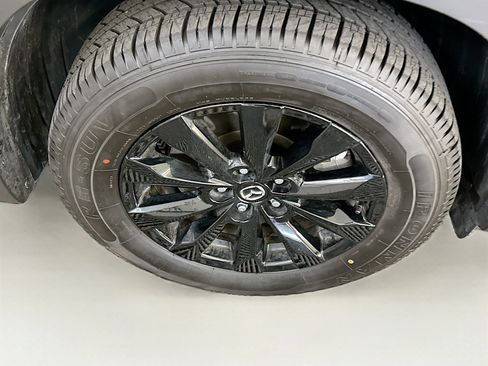 Used 2025 MAZDA CX-50 AWD 2.5 S w/ Preferred Package image 11