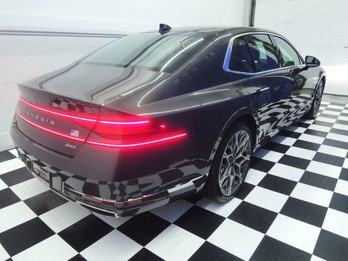 Used 2025 Genesis G90 3.5T AWD/4WD image 10
