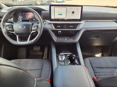Used 2025 Ford Explorer ST-Line w/ Premium Package AWD/4WD image 18