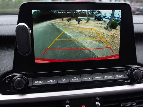 Used 2020 Kia Forte LXS image 28