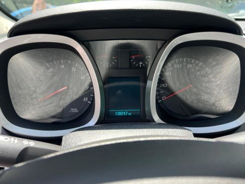 Used 2017 Chevrolet Equinox LS image 26