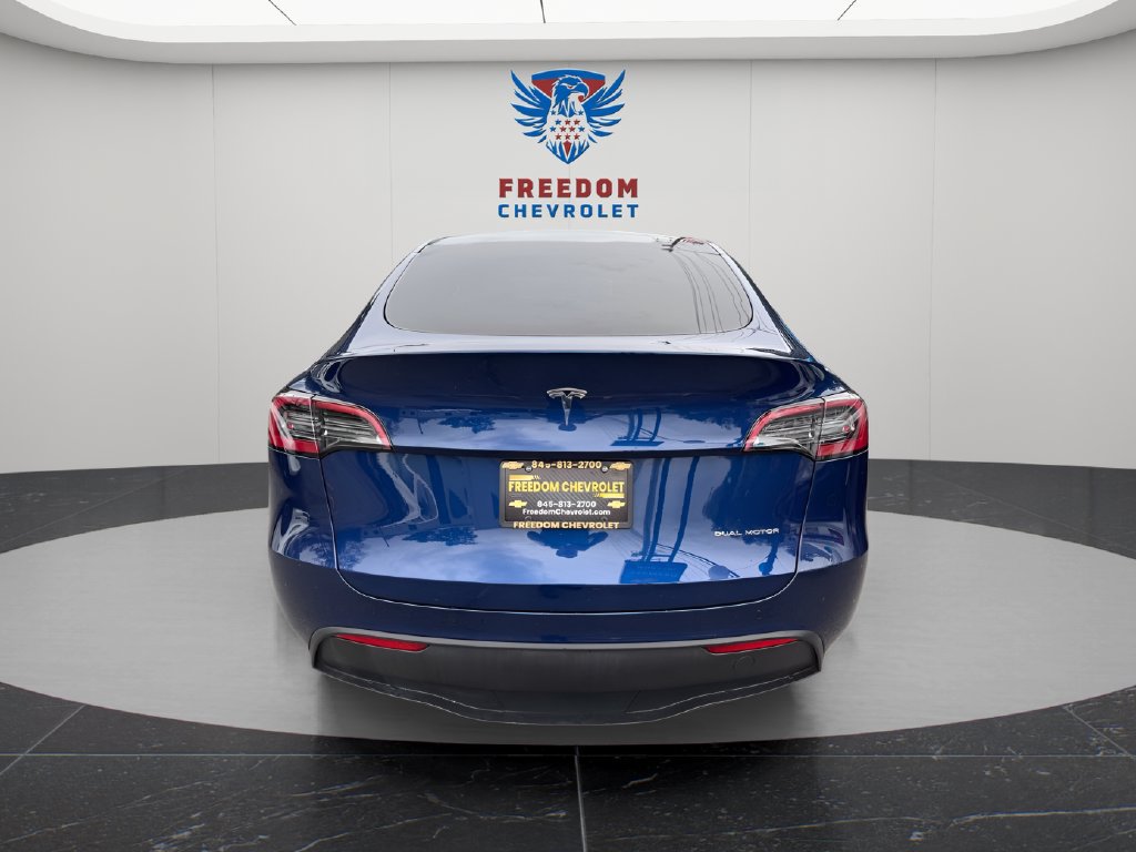 Used 2024 Tesla Model Y Long Range AWD/4WD image 5