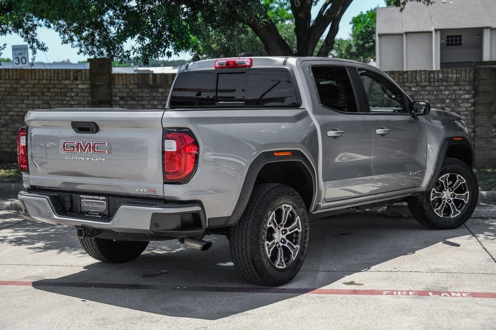Used 2023 GMC Canyon AT4 w/ Canyon Safety Plus Package AWD/4WD image 15
