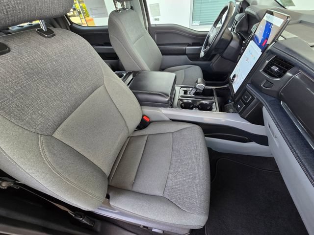 Used 2024 Ford F150 Lightning Flash AWD/4WD image 23