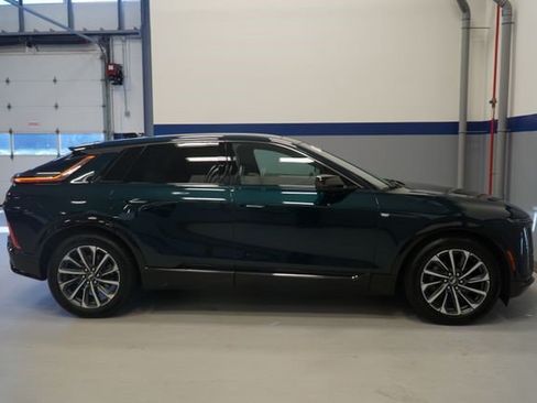Certified 2024 Cadillac Lyriq Sport AWD/4WD image 6