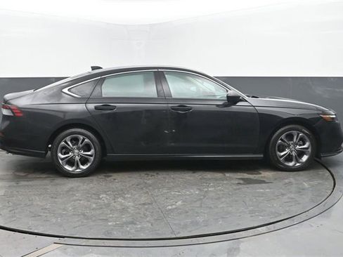 Used 2024 Honda Accord EX image 6