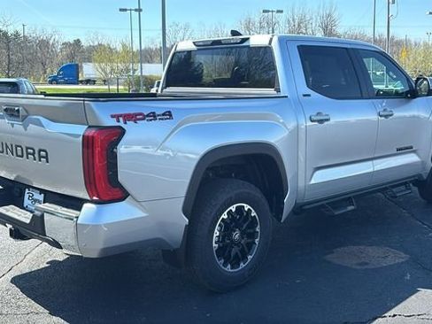 New 2026 Toyota Tundra SR5 w/ TRD Off-Road Package AWD/4WD image 33