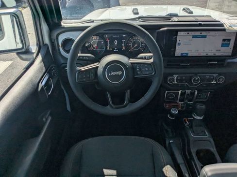 New 2026 Jeep Gladiator Sport AWD/4WD image 16