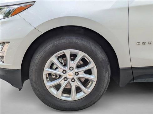 Used 2018 Chevrolet Equinox LT AWD/4WD image 14
