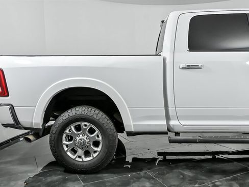 Used 2020 RAM 3500 Laramie AWD/4WD image 10