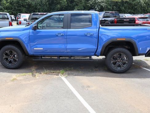 New 2025 GMC Canyon Elevation w/ Convenience Package image 5