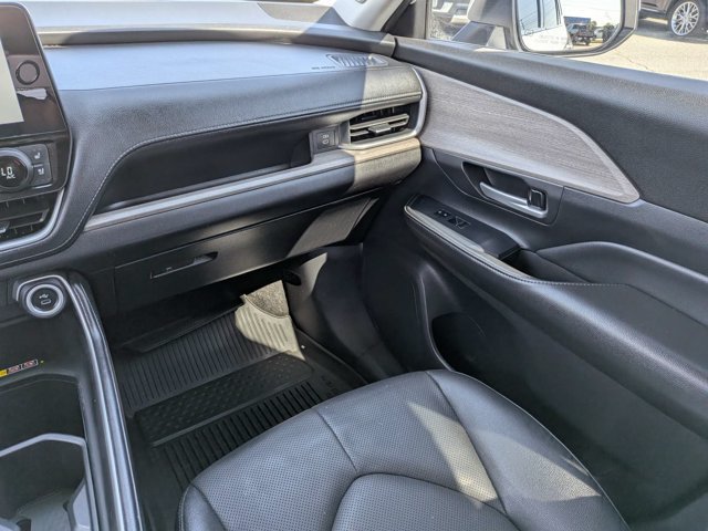 Used 2025 Toyota Grand Highlander FWD image 17