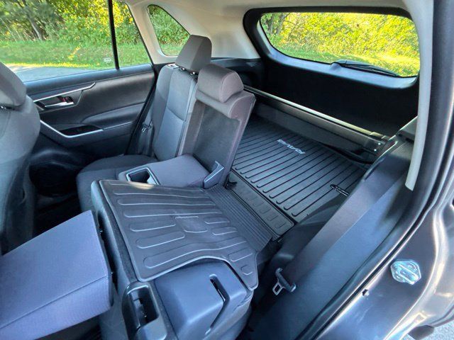 Used 2024 Toyota RAV4 XLE w/ Convenience Package AWD/4WD image 35