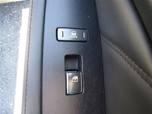 Used 2013 Hyundai Equus Ultimate image 40