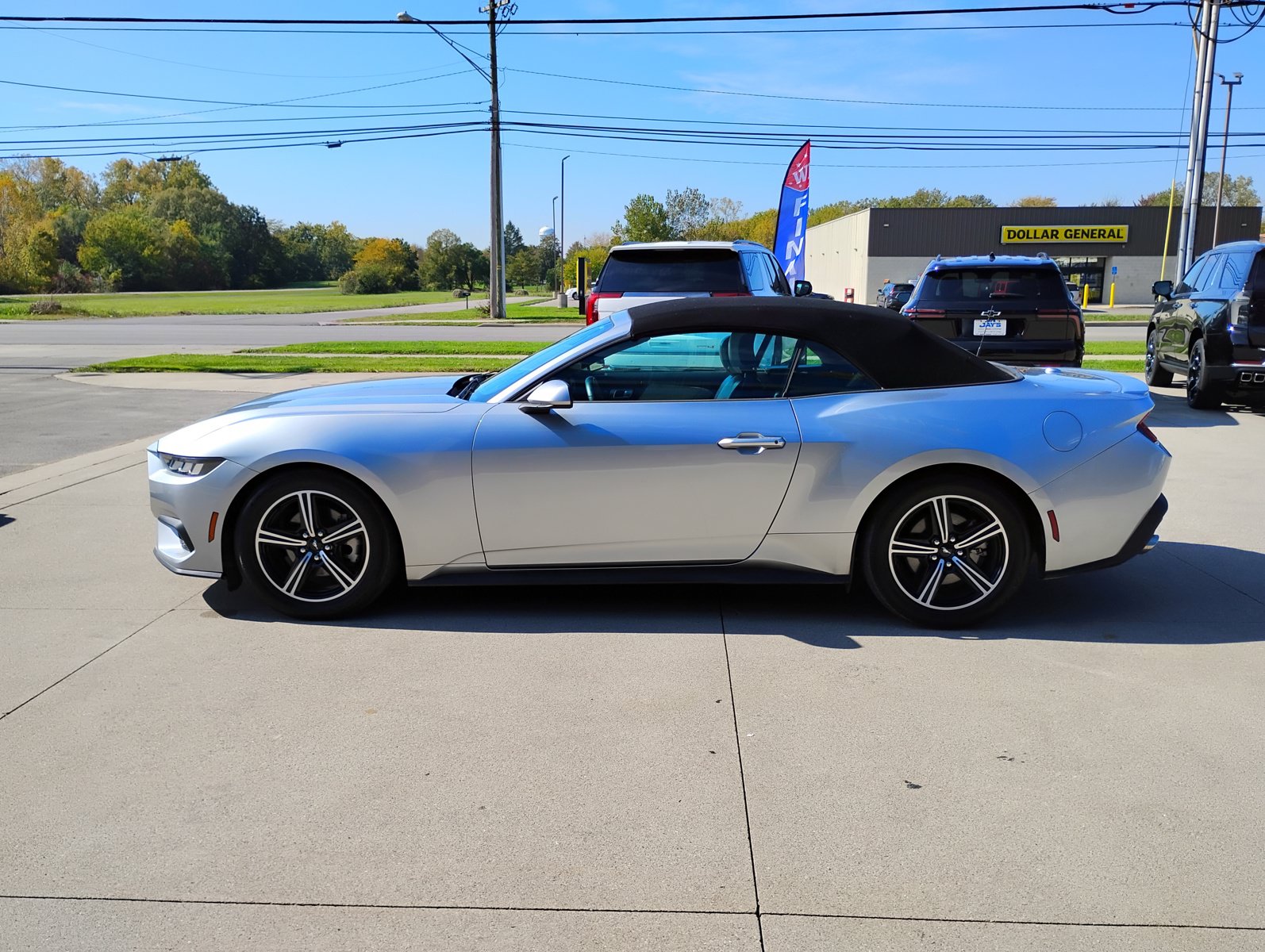 Used 2024 Ford Mustang Premium RWD image 11