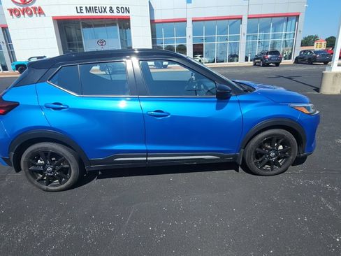 Used 2023 Nissan Kicks SR FWD image 2