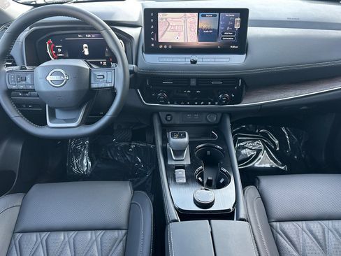 New 2026 Nissan Rogue Platinum w/ Platinum Premium Package AWD/4WD image 16