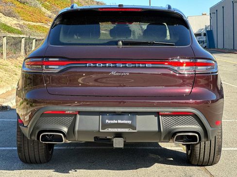 New 2026 Porsche Macan image 8