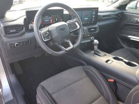 Used 2024 Ford Mustang Coupe image 12
