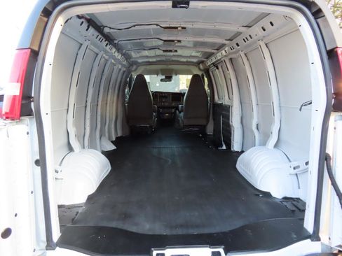 Used 2020 Chevrolet Express 2500 Extended w/ Driver Convenience Package image 10