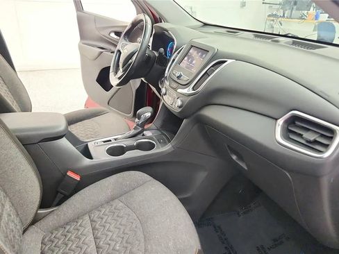Used 2022 Chevrolet Equinox LT FWD image 38