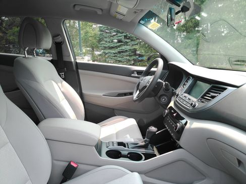 Used 2018 Hyundai Tucson SEL AWD/4WD image 16