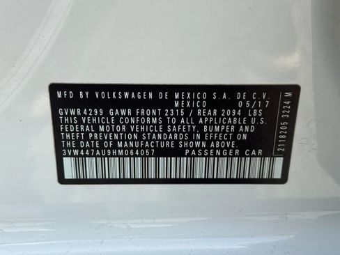 Used 2017 Volkswagen GTI SE FWD image 62