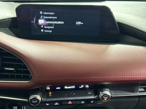 Used 2019 MAZDA MAZDA3 AWD Hatchback w/ Premium Pkg image 23