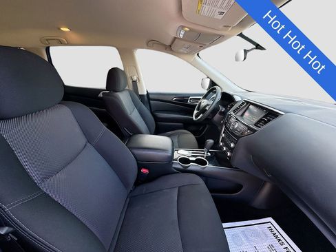 Used 2020 Nissan Pathfinder S image 27