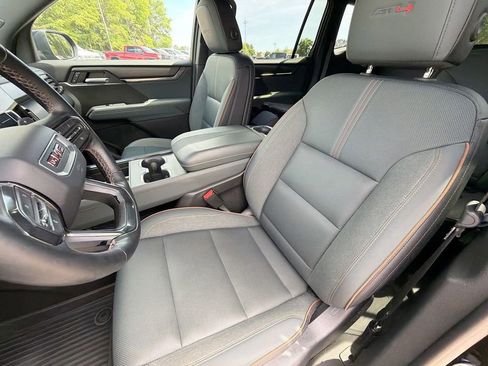 Used 2025 GMC Acadia AT4 w/ LPO, Floor Liner Package AWD/4WD image 19